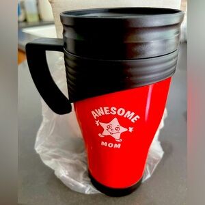 NIB - “AWESOME MOM” INSULATED TRAVEL MUG/TUMBLER. Push on lid w/slide. Red/Black
